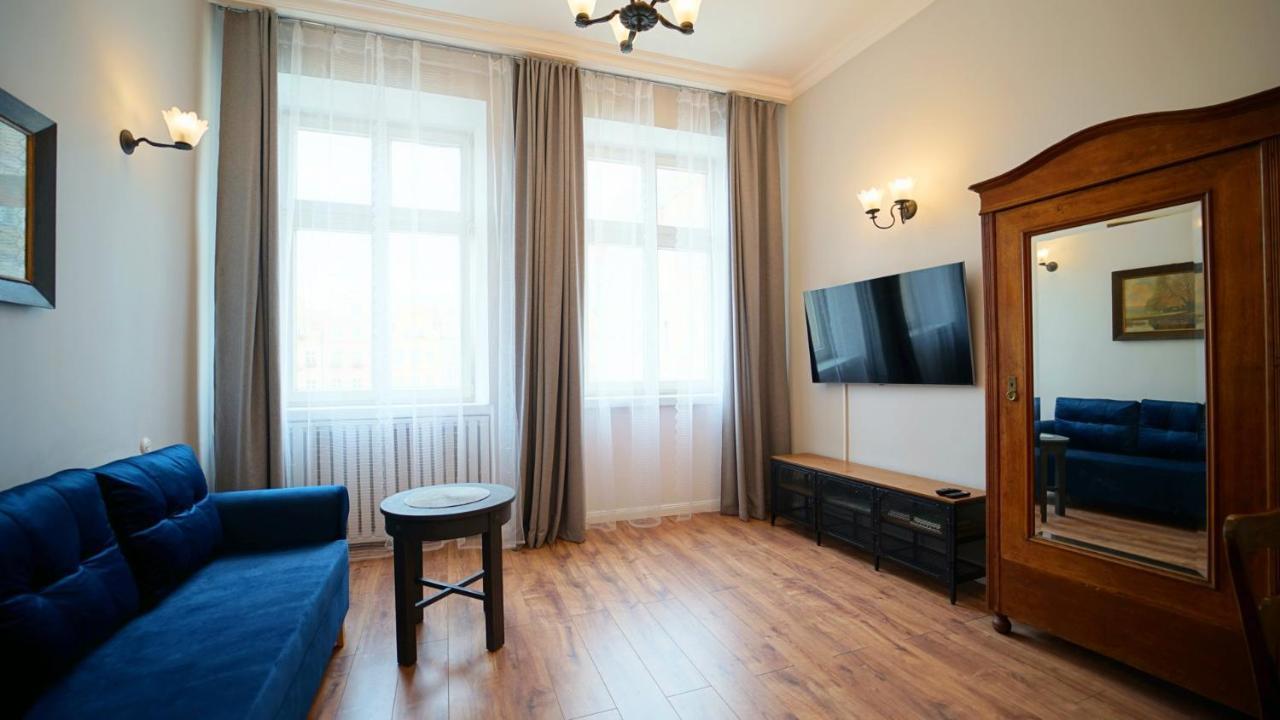 Apartamenty Everysky - Plac Ratuszowy 51 Еленя-Гура Экстерьер фото